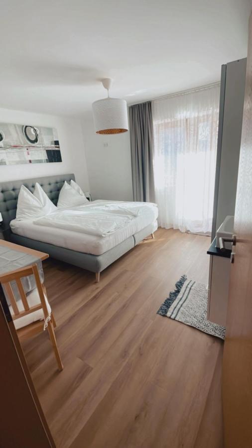 Haus Laubreuter Apartment Kaprun Exterior photo